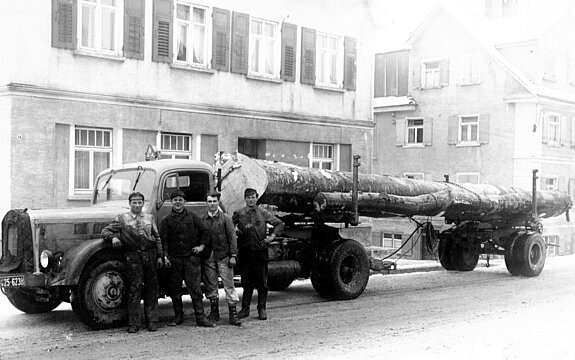 Der erste LKW von Halder Maschinenbau